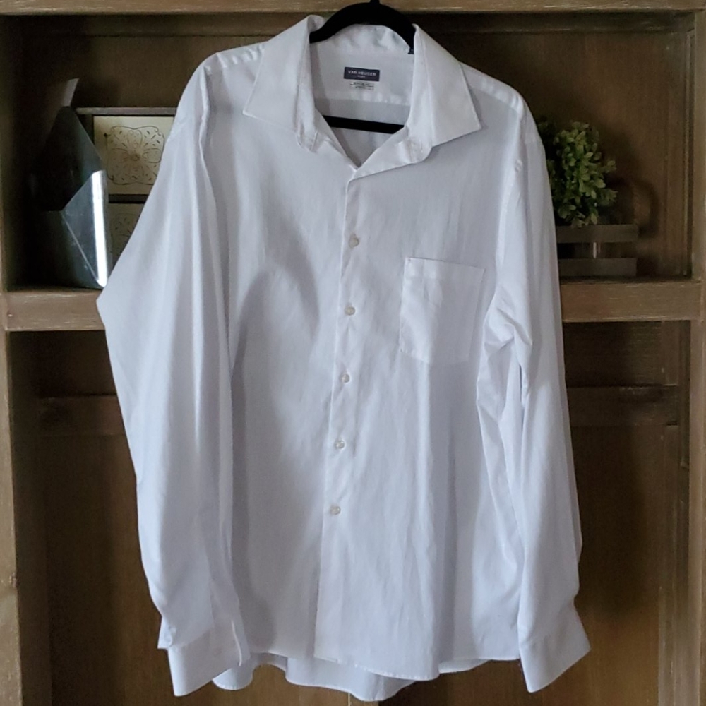 Basic White dress shirt